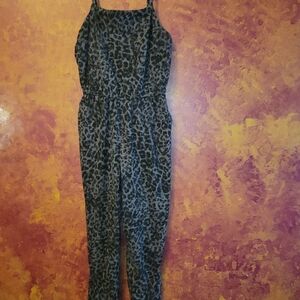 Old Navy Leopard Print Jumpsuit W/Pockets